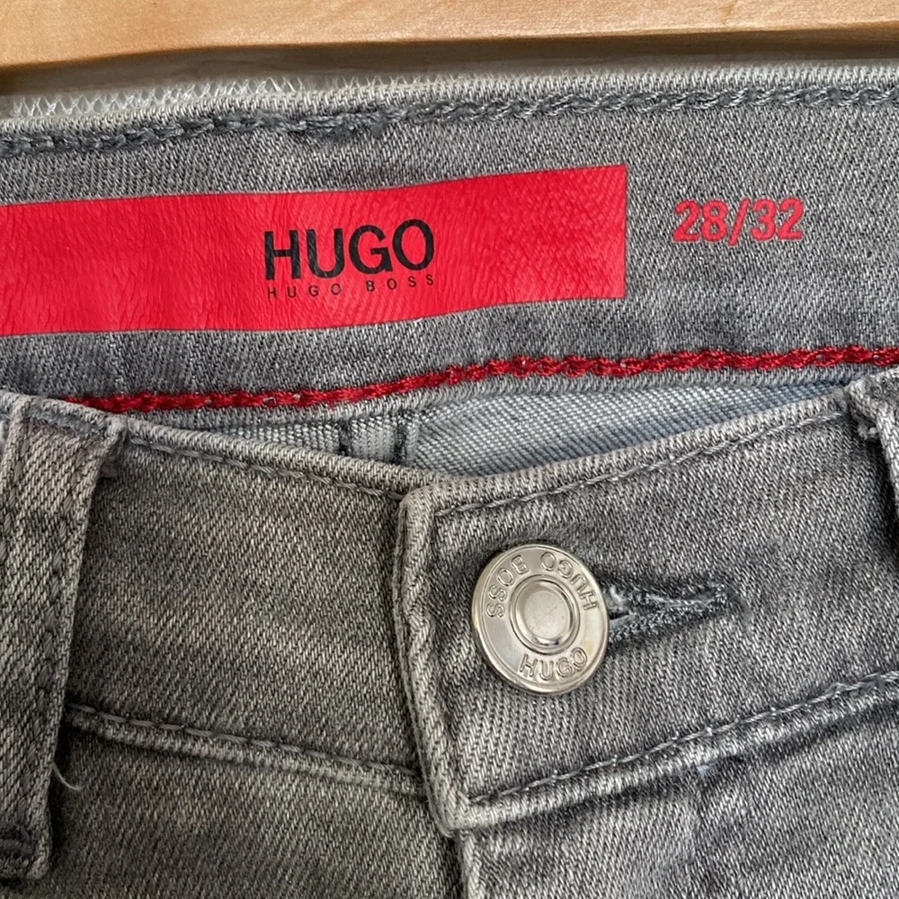 Hugo Boss women’s jeans, faded grey, high rises, skinny, stretchy! Size 28 X 32 - Picture 6 of 14